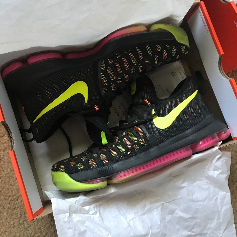 Nike Kevin Durant KD 9 size 9.5 mens shoe